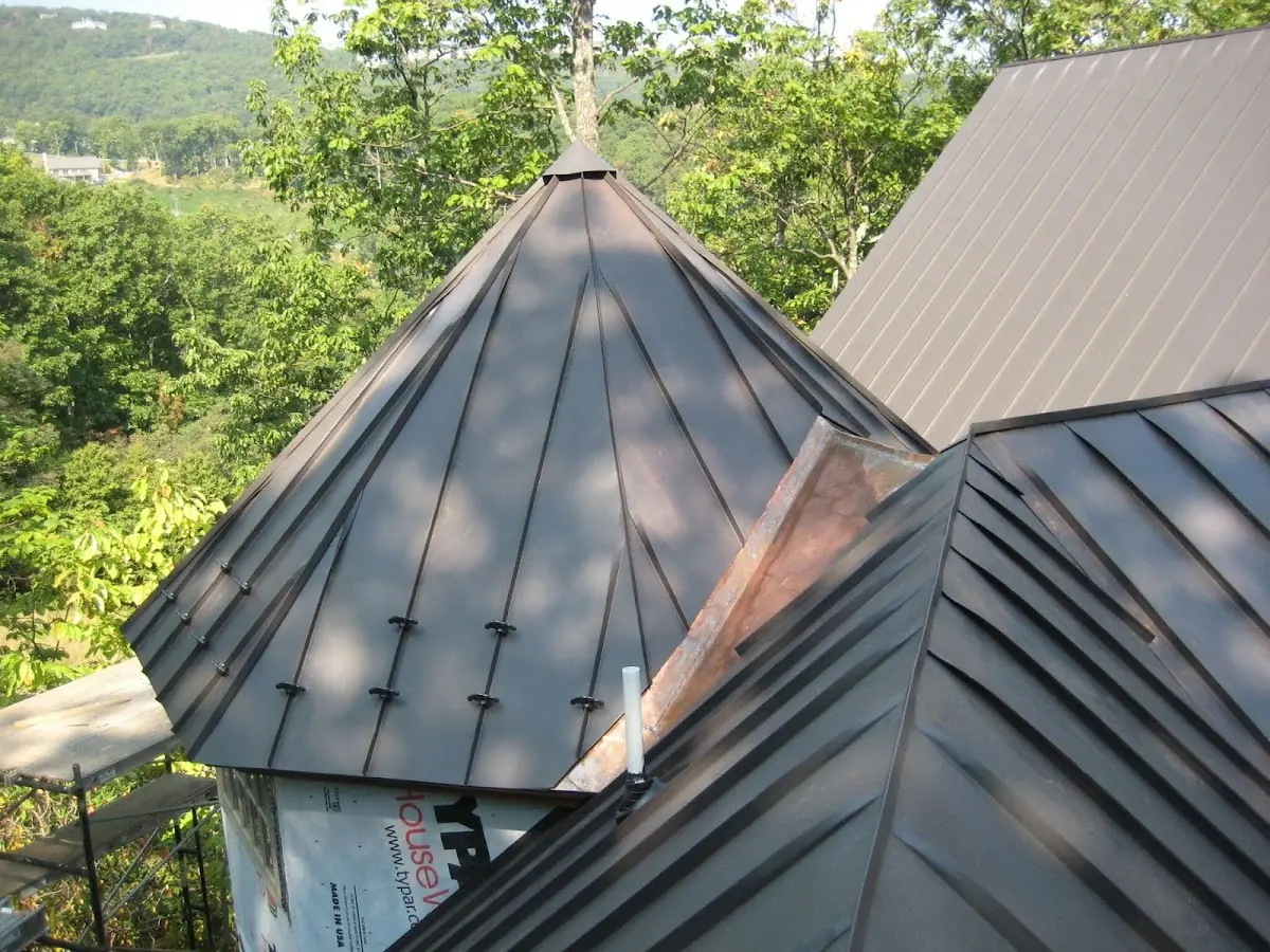 Professional Roof Tarp Installation by Craftsman Roofing in Elmira